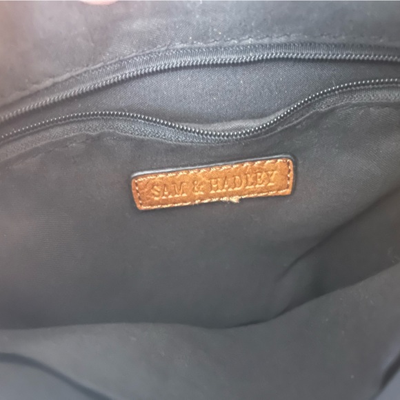 Sam & Hadley Crossbody like new - Picture 4 of 10